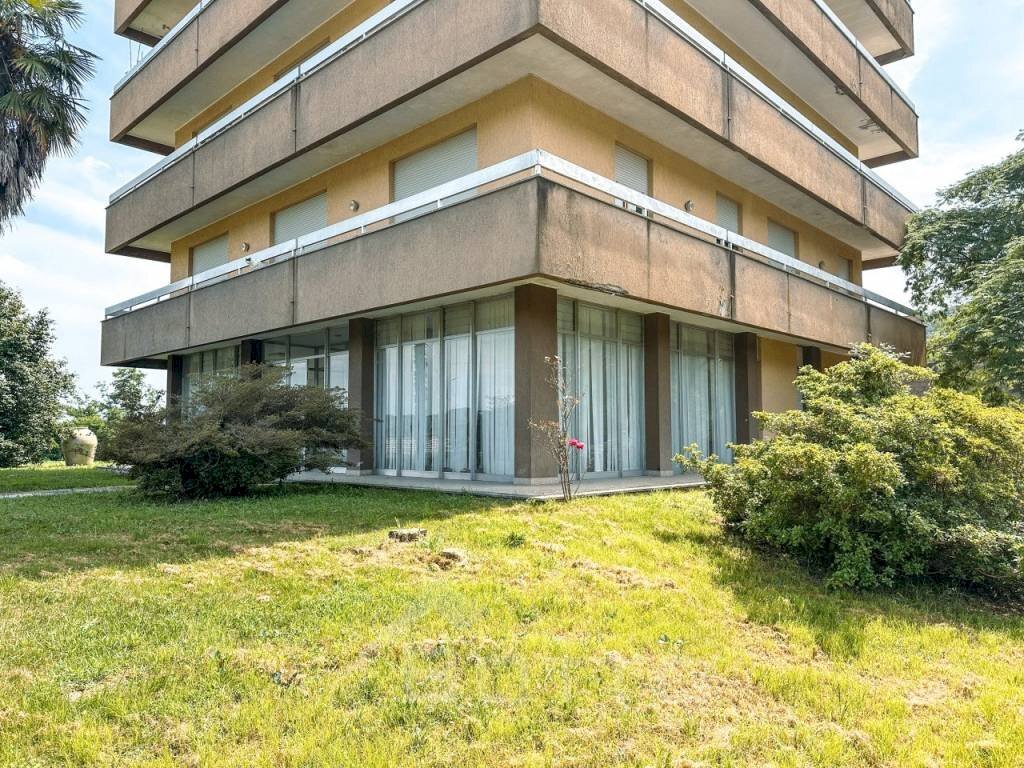 Facciata - Apartment via Giacomo Matteotti, 155, Prato Sesia - photo 1