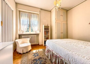 Camera da letto - Attico corso Matteotti, Serravalle Sesia - foto 19