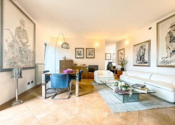 Salone - Villa via Fratelli Varalli 3a, Varallo - foto 3