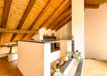 Salone - Villa via Fratelli Varalli 3a, Varallo - foto 23