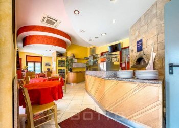 Interno non residenziale - Ristorante via Gaetano Zuccone 1, Quarona - foto 7