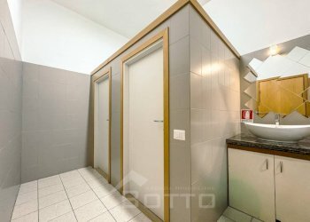 Bagno - Ristorante via Gaetano Zuccone 1, Quarona - foto 20