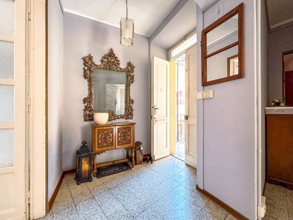 Ingresso - Trilocale via DELLE FONTANE 70, Borgosesia - foto 3