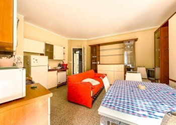 Salone - Trilocale via DELLE FONTANE 70, Borgosesia - foto 1