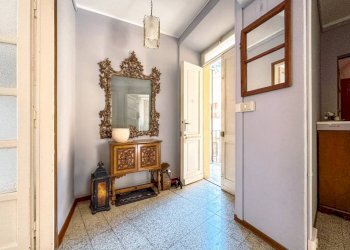 Ingresso - Trilocale via DELLE FONTANE 70, Borgosesia - foto 3