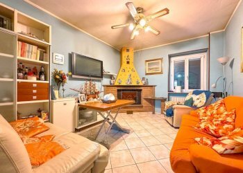 Salone - Villa a Schiera via GARIBALDI 150, Pray - foto 8