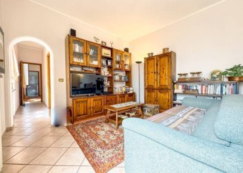 Salone - Trilocale via Giuseppe Torchio 10, Serravalle Sesia - foto 6