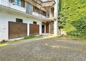 Cortile interno - Trilocale via riale n 6, Grignasco - foto 11