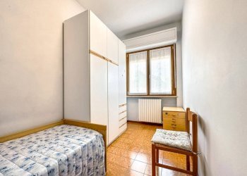 Camera da letto - Villa a Schiera via Novara 246, Romagnano Sesia - foto 14