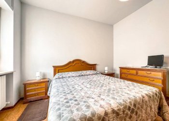 Camera da letto - Villa a Schiera via Novara 246, Romagnano Sesia - foto 16