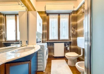 Bagno - Villa a Schiera via Novara 246, Romagnano Sesia - foto 20