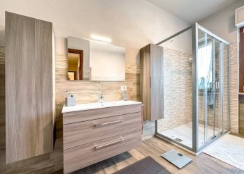 Bagno - Villa a Schiera via Novara 246, Romagnano Sesia - foto 21