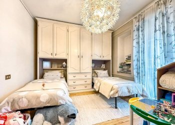 Camera da letto - Casa indipendente via Piede della Costa 43, Varallo - foto 11