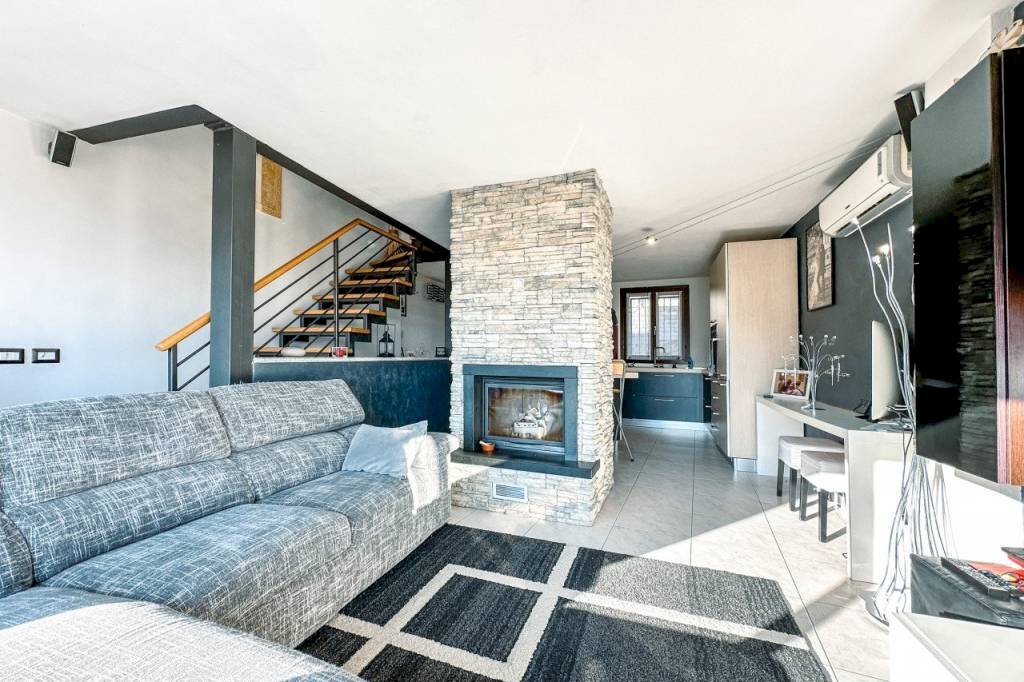 Salone - Terraced Villa FRAZIONE CAREGA 33, Cellio con Breia - photo 1