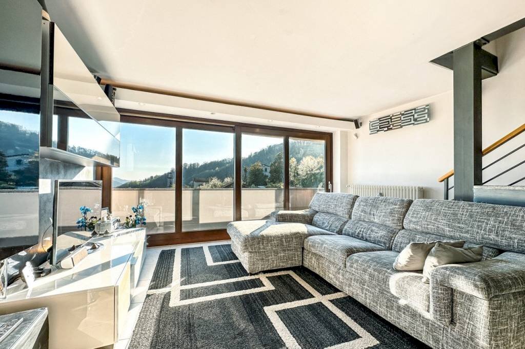 Veranda - Terraced Villa FRAZIONE CAREGA 33, Cellio con Breia - photo 2