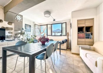 Salone - Villa a Schiera FRAZIONE CAREGA 33, Cellio con Breia - foto 9