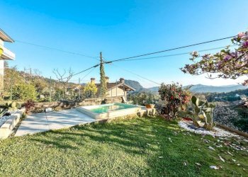 Piscina - Villa a Schiera FRAZIONE CAREGA 33, Cellio con Breia - foto 32