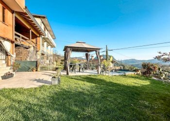 Giardino - Villa a Schiera FRAZIONE CAREGA 33, Cellio con Breia - foto 3