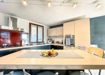 Cucina - Villa a Schiera FRAZIONE CAREGA 33, Cellio con Breia - foto 7