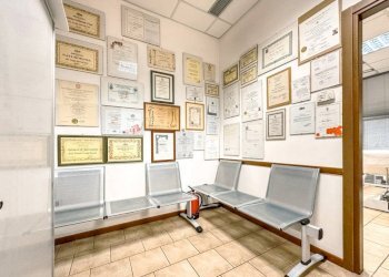 Interno non residenziale - Negozio via Luigi Lenot 6, Borgosesia - foto 10