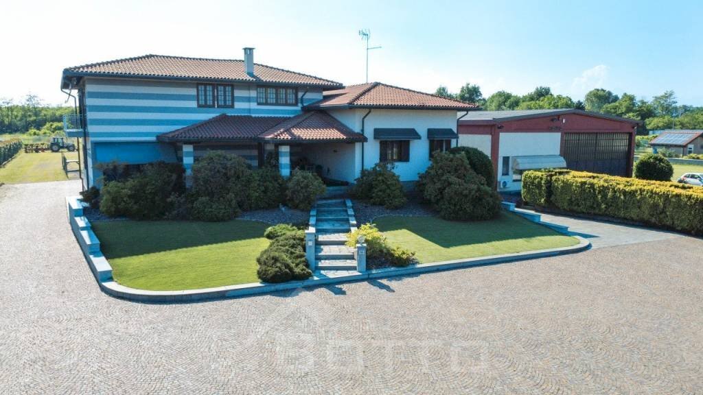 Facciata - Villa via Gaudenzio Ferrari 93, Ghislarengo - photo 1