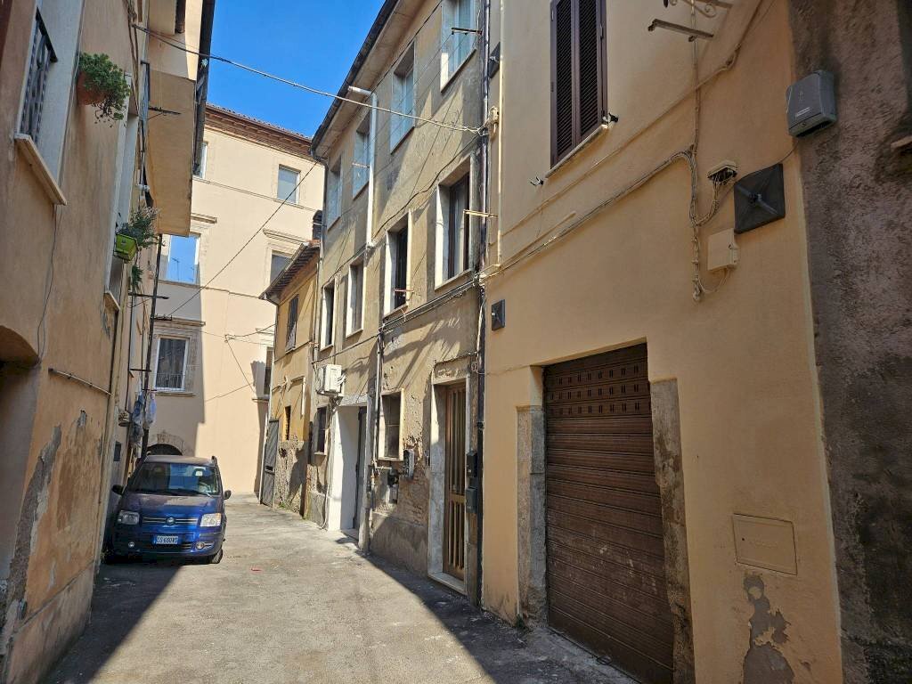 Zona - Three-room apartment via del Porto, Rieti - photo 1