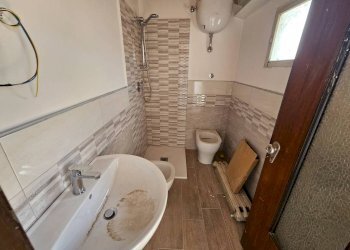 Bagno - Trilocale via del Porto, Rieti - foto 9