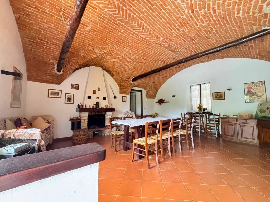 Salone - Rustico via Conti della Morea, 32, Busca - foto 2