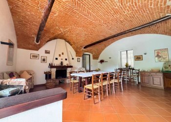 Salone - Rustico via Conti della Morea, 32, Busca - foto 2