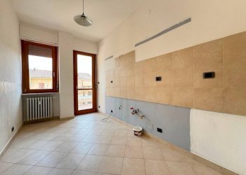 Salone - Trilocale corso Antonio Gramsci, 37/b, Cuneo (zona Donatello) - foto 3