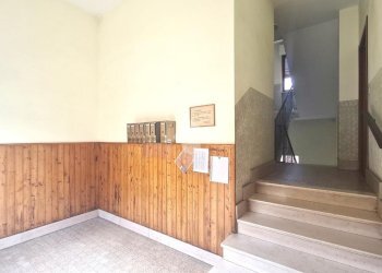 Three-room apartment Via Cacciatori Delle Alpi, Bra - photo 7