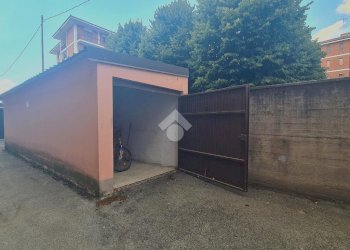 Three-room apartment Via Cacciatori Delle Alpi, Bra - photo 22