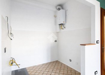 Three-room apartment Via Cacciatori Delle Alpi, Bra - photo 4