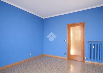 Three-room apartment Via Cacciatori Delle Alpi, Bra - photo 12