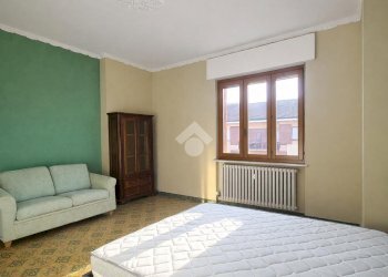 Three-room apartment Via Cacciatori Delle Alpi, Bra - photo 14