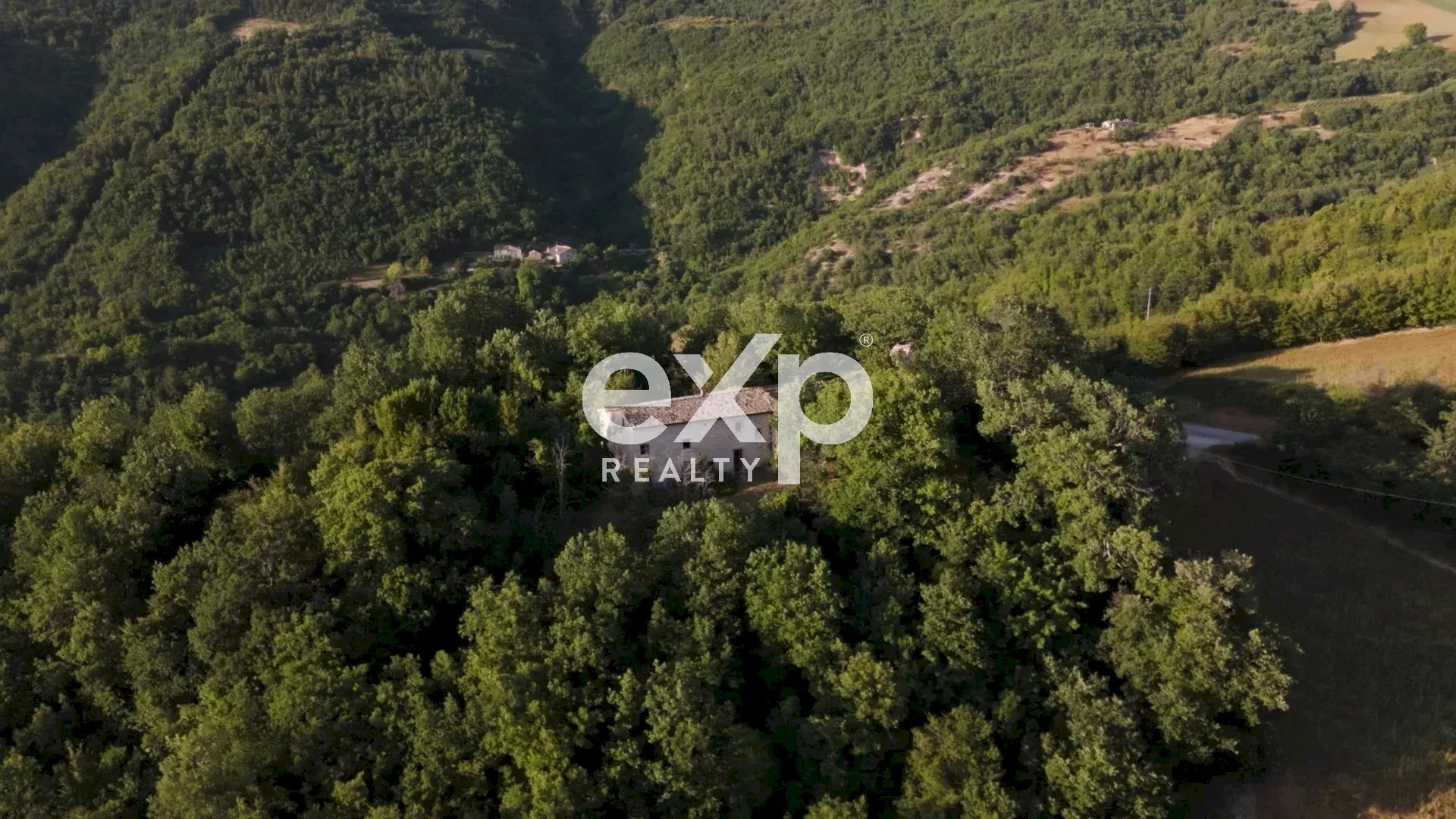 Villa Montepaganuccio, Cagli - photo 1