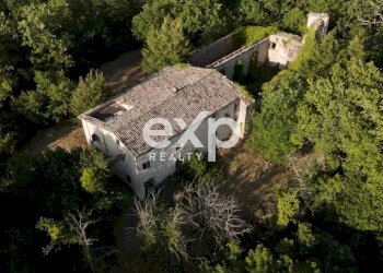 Villa Montepaganuccio, Cagli - photo 4