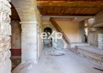 Villa Montepaganuccio, Cagli - photo 17