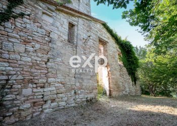 Villa Montepaganuccio, Cagli - photo 40