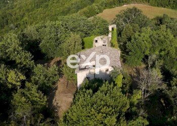 Villa Montepaganuccio, Cagli - foto 7