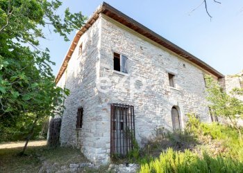 Villa Montepaganuccio, Cagli - foto 31