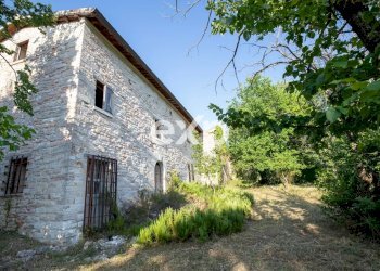 Villa Montepaganuccio, Cagli - foto 32