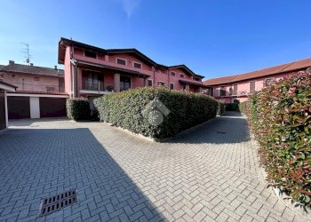 Quadrilocale Corso Vittorio Emanuele II, Tronzano Vercellese - foto 1