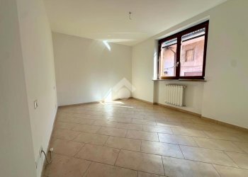 Quadrilocale Corso Vittorio Emanuele II, Tronzano Vercellese - foto 5