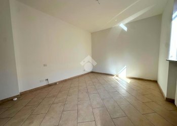 Quadrilocale Corso Vittorio Emanuele II, Tronzano Vercellese - foto 8