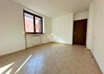 Quadrilocale Corso Vittorio Emanuele II, Tronzano Vercellese - foto 9