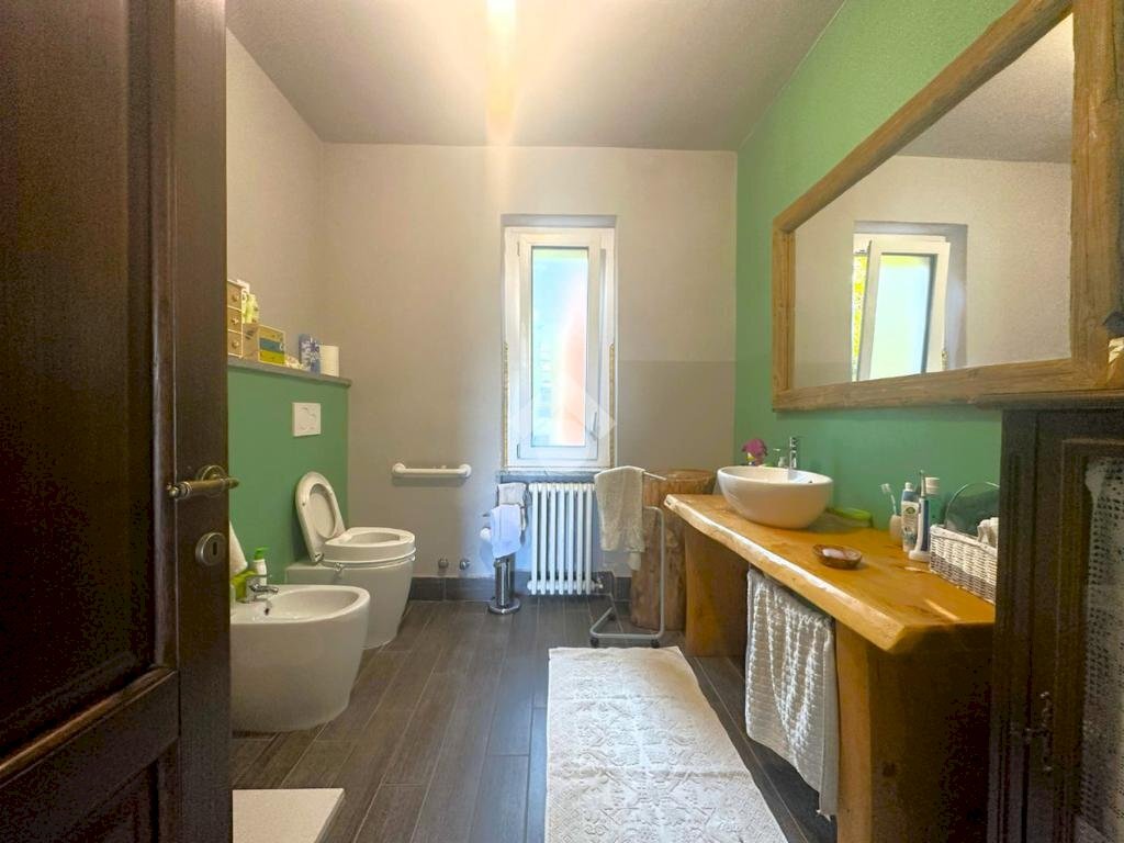 Three-family Villa Borgata Loiri, Giaveno - photo 3