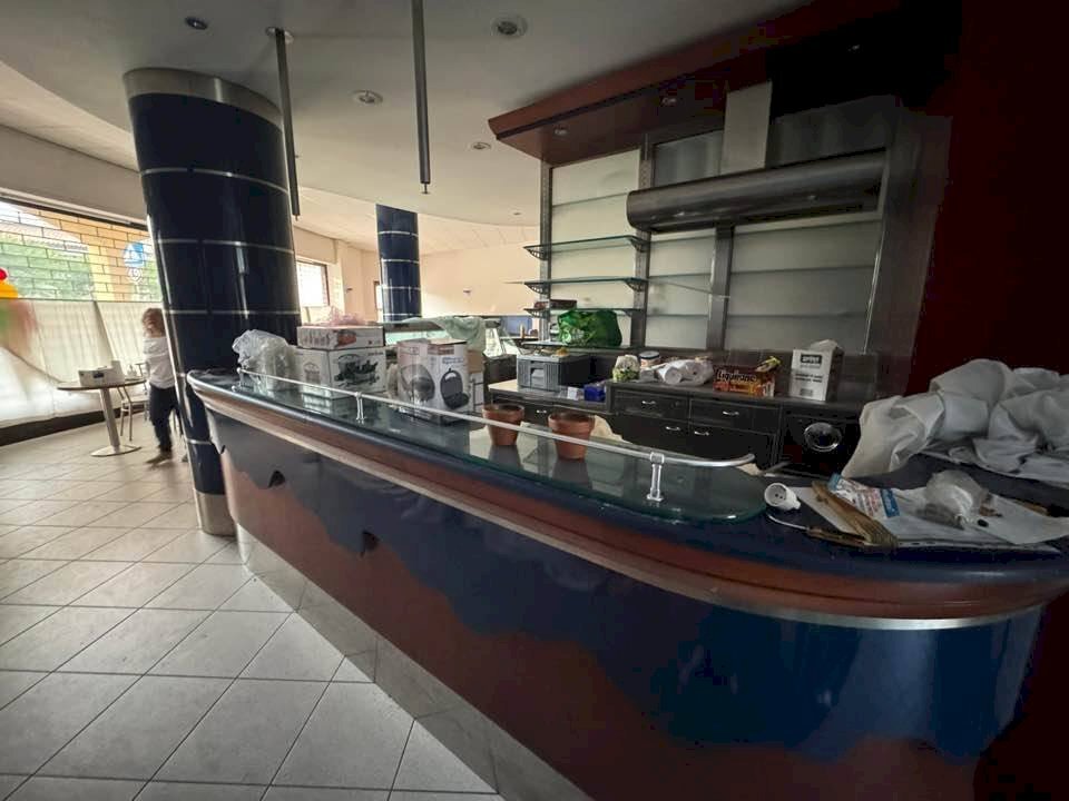 Foto 3 - Negozio VIA GELTRUDE BEOLCHI
 
51, Cuggiono - foto 3