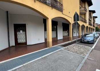 Foto 12 - Shop VIA GELTRUDE BEOLCHI
 
51, Cuggiono - photo 12