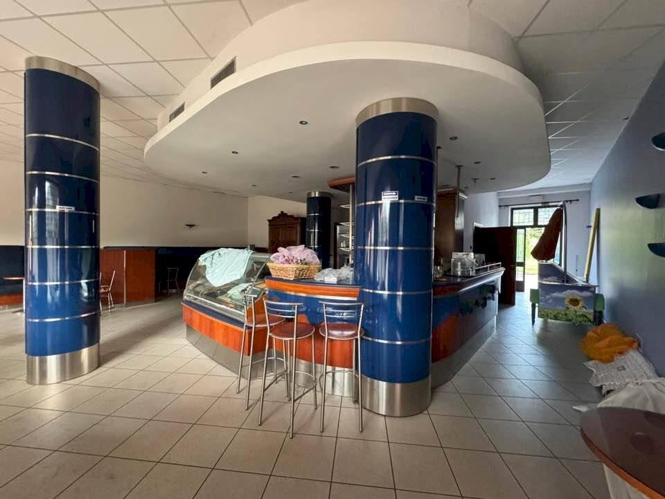 Foto 1 - Bar Tavola Calda - Fredda VIA GELTRUDE BEOLCHI
 
51, Cuggiono - foto 1